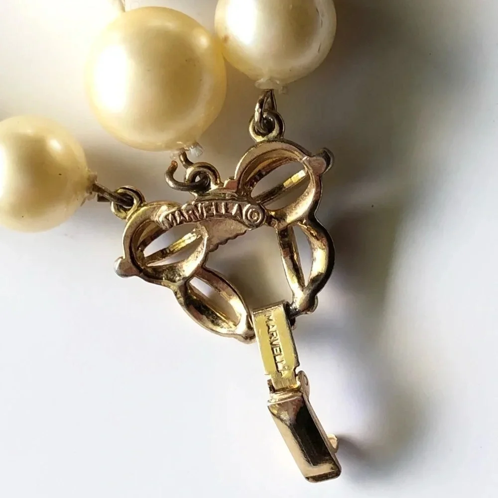 Vintage Marvella 3 Strand Faux Pearl Bracelet